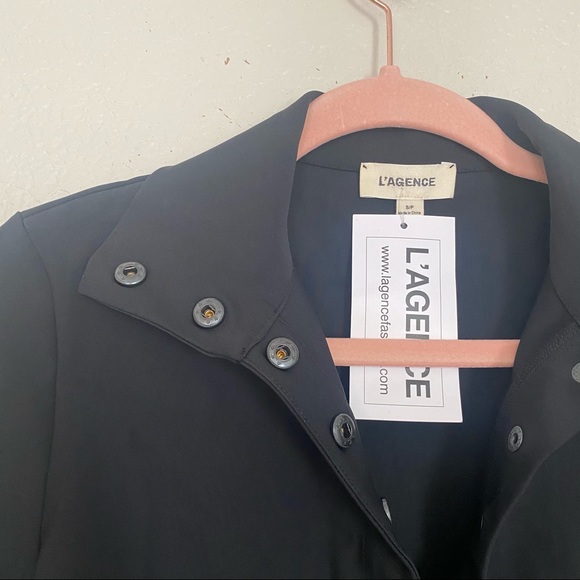 L'agence Black Cropped Collar Top Long Sleeve New With Tag Small - Picture 4 of 6